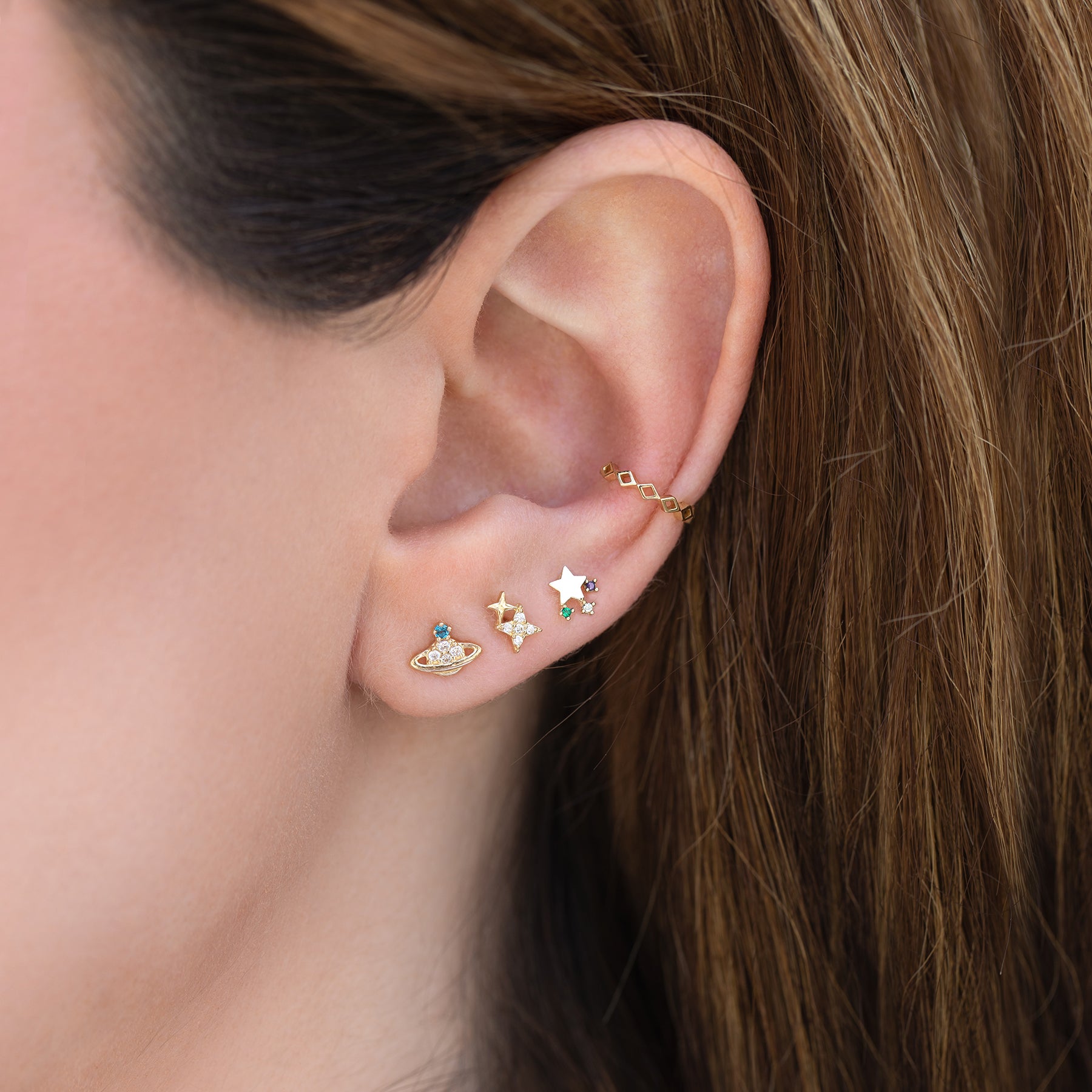 14k Solid Gold Twinkle Stud