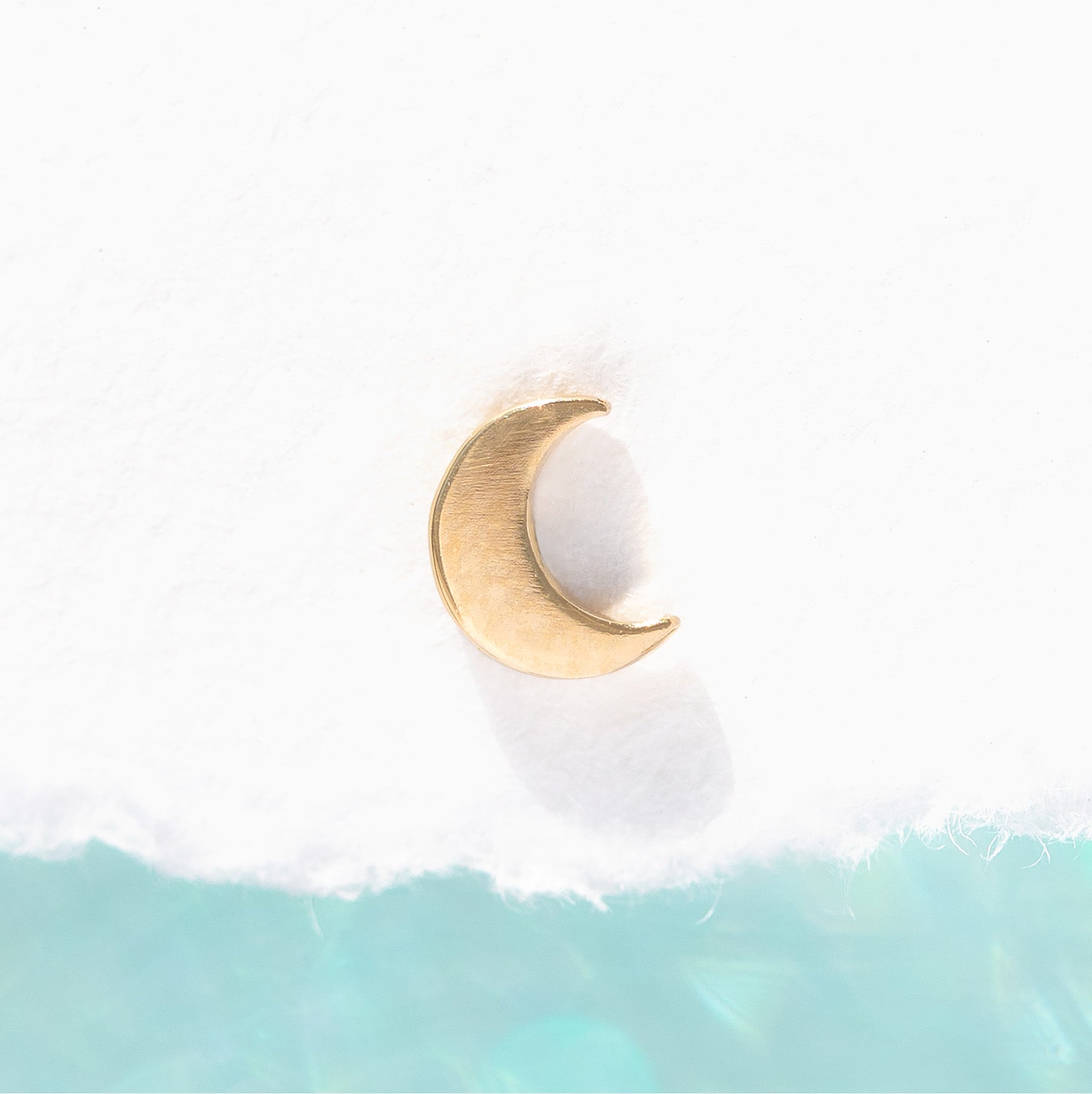 14k Solid Gold Tiny Crescent Moon Stud