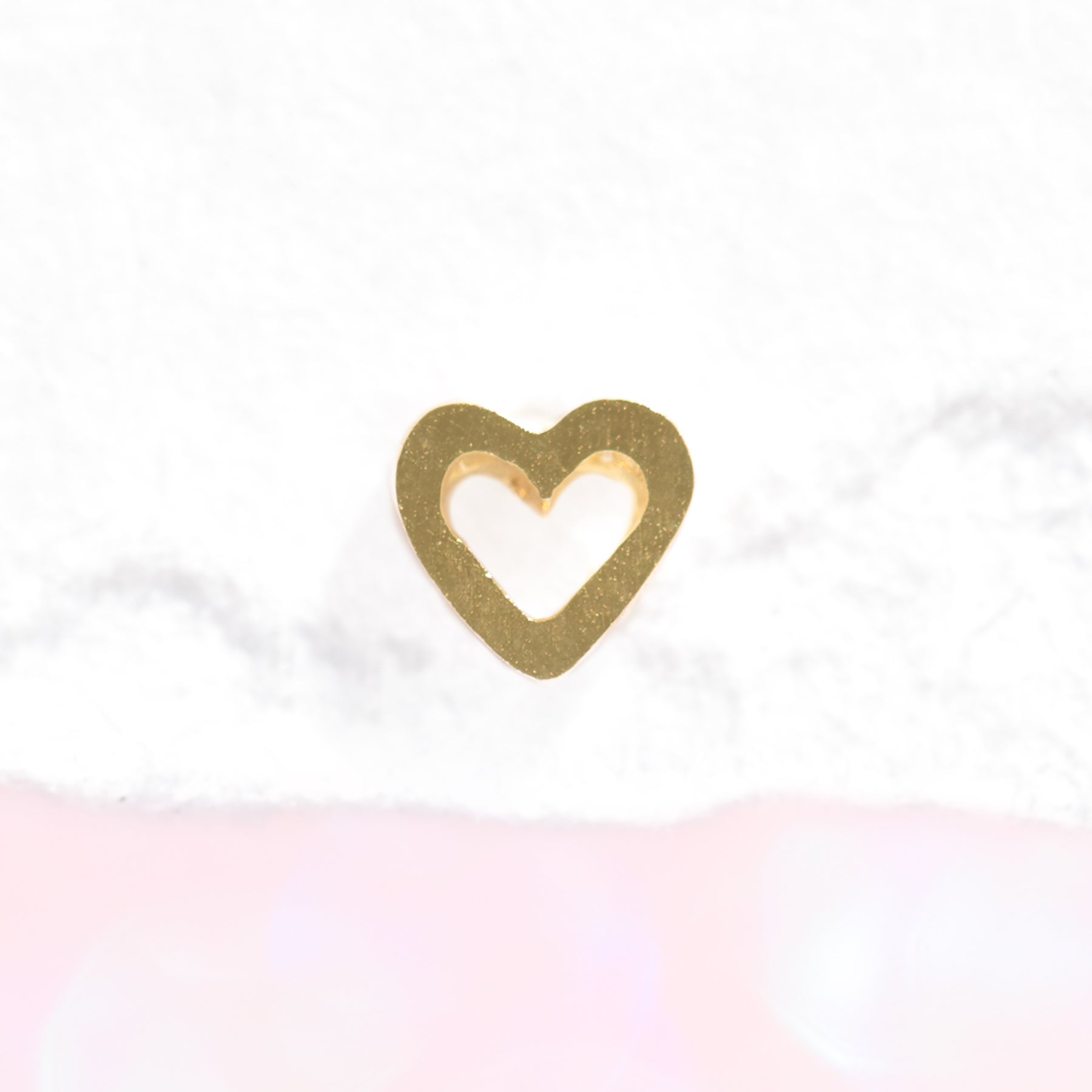 10k Solid Gold Open Heart Stud