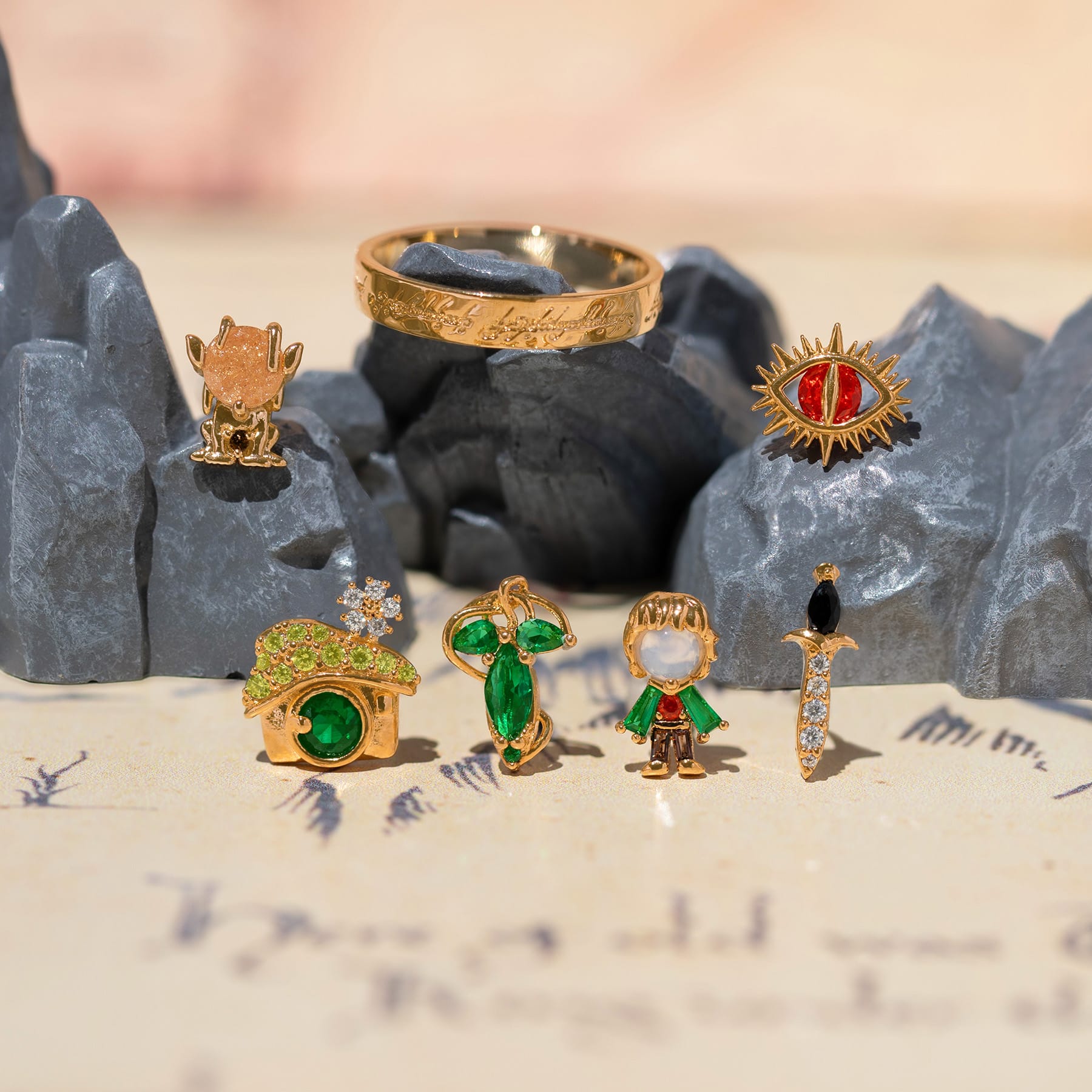 The Lord of the Rings Eye of Sauron Studs