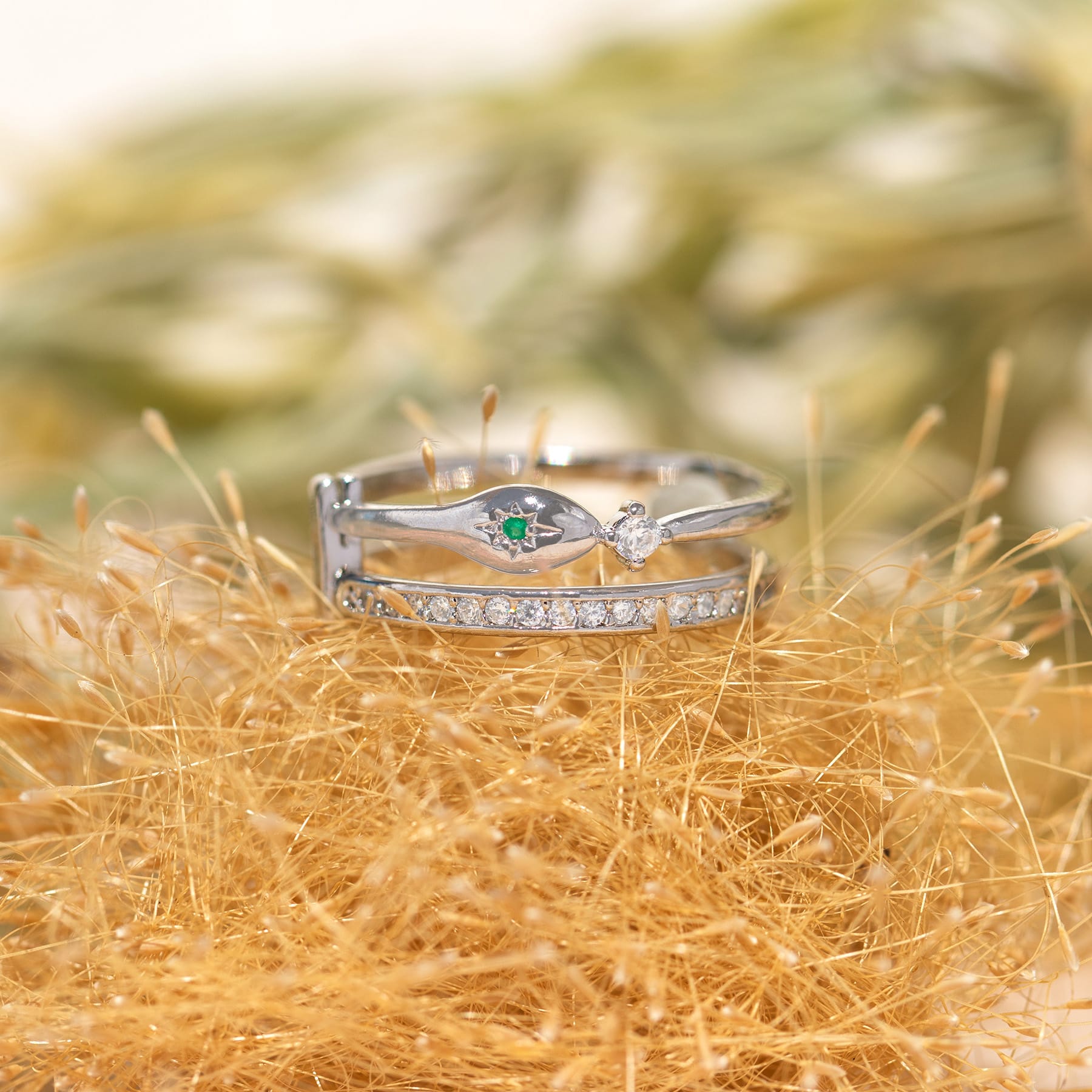 Serpent-tine Connecting Ring