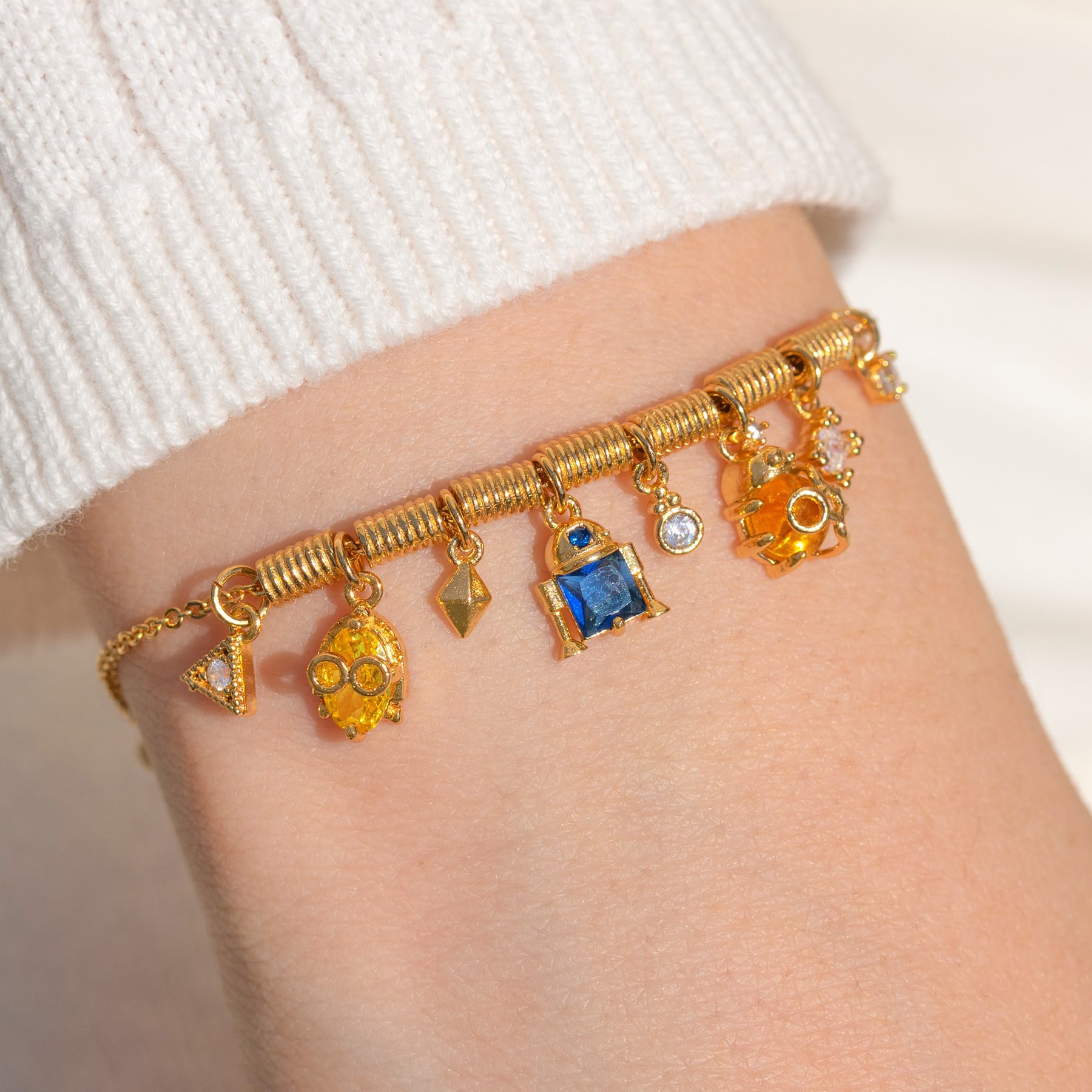 Star Wars™ Droids Charm Bracelet – Girls Crew - Main Image