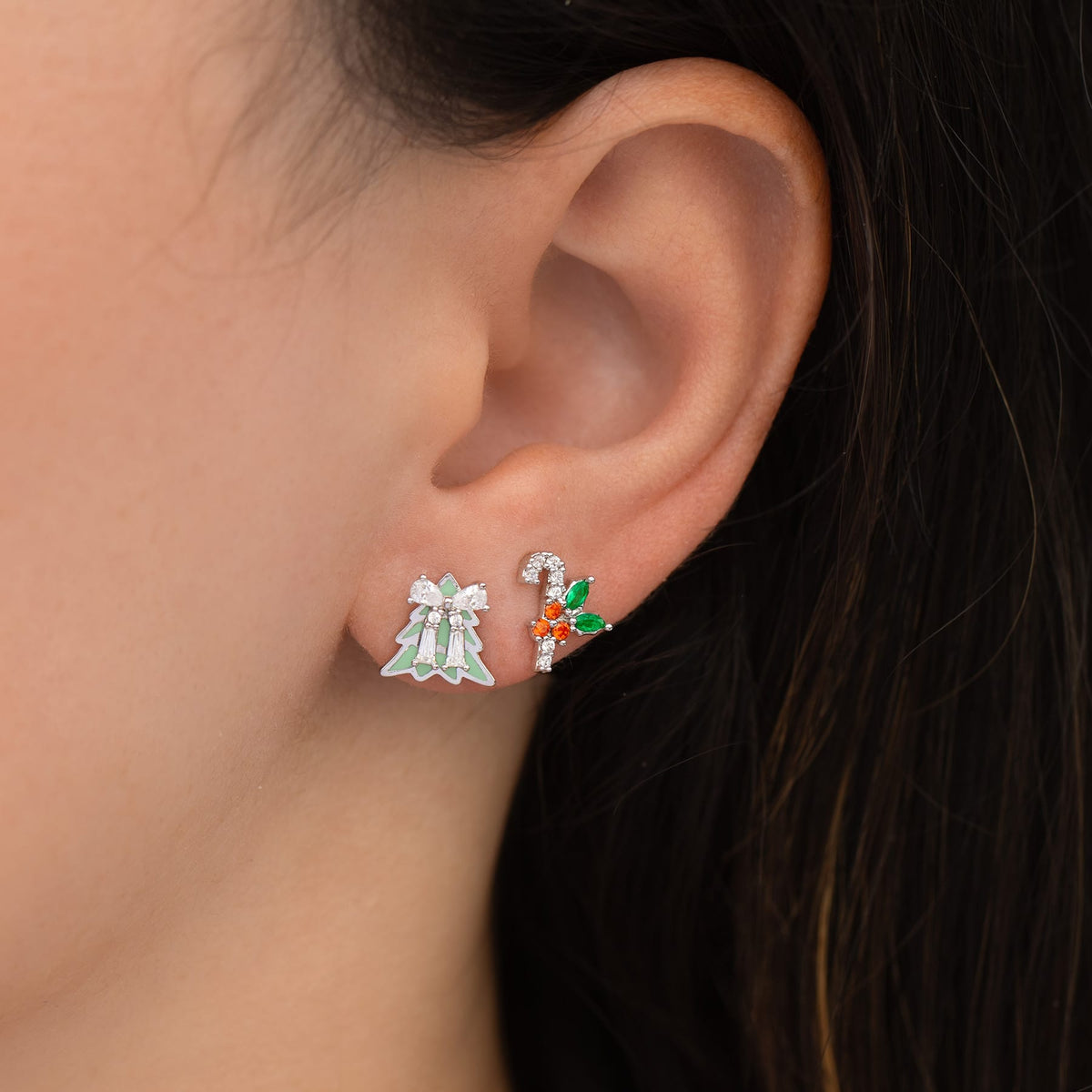 Underneath the Mistletoe Stud Set