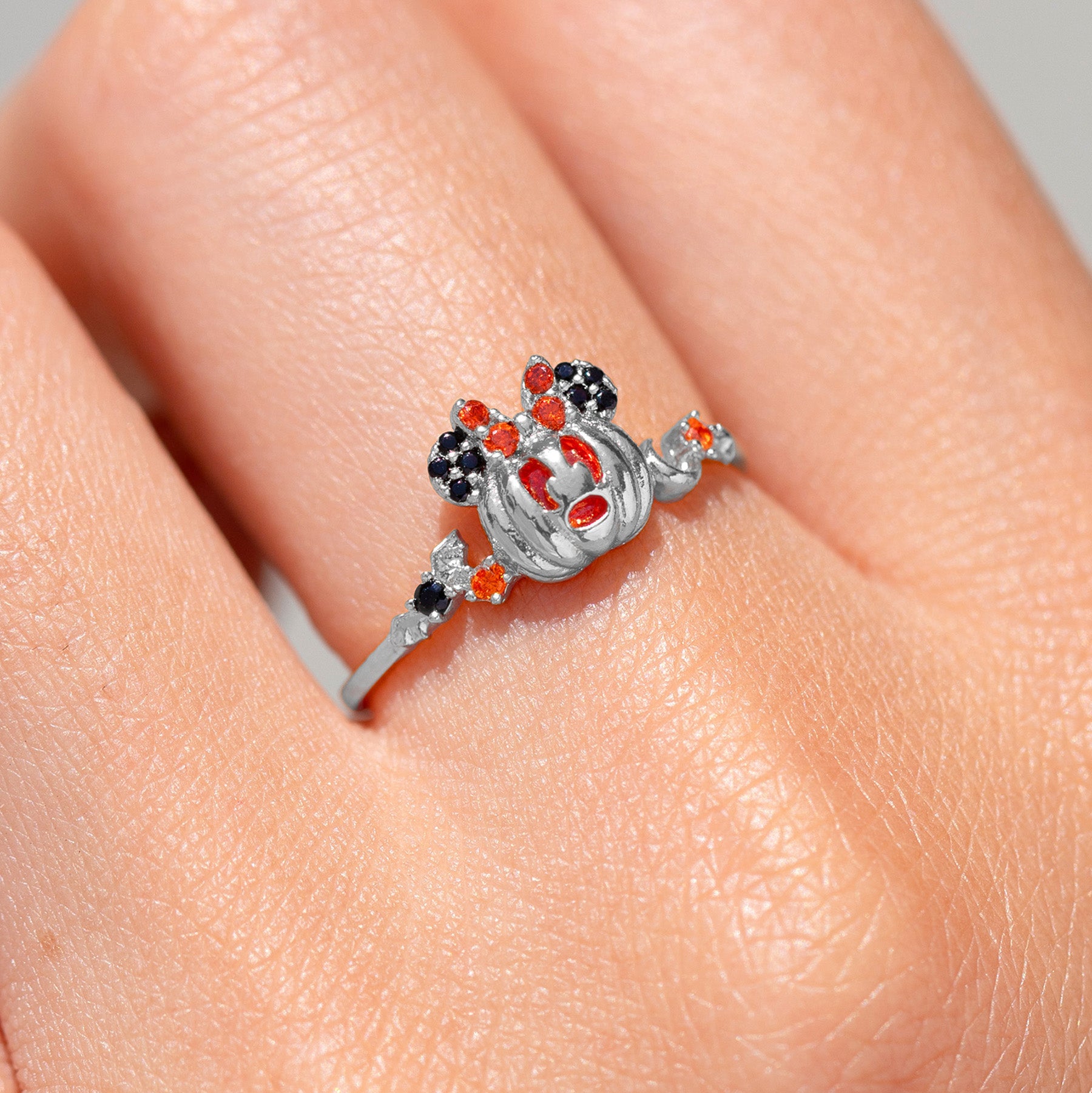 Disney Minnie Mouse Pumpkin Ring