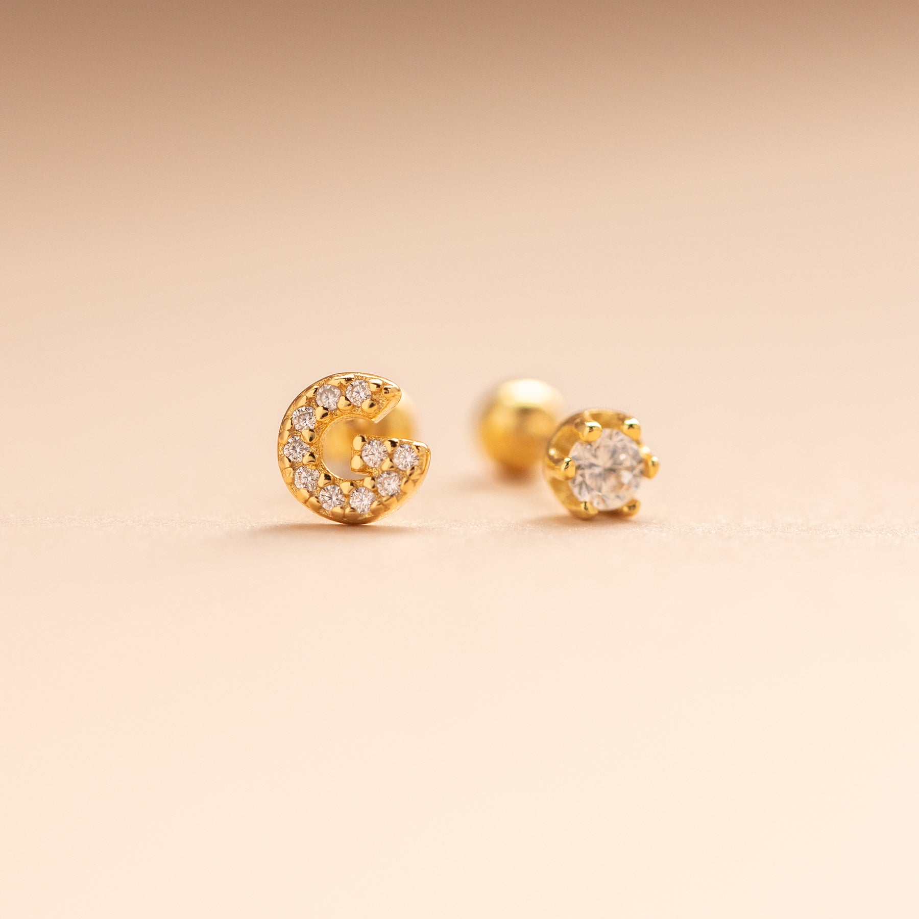 Singapore Initial Studs