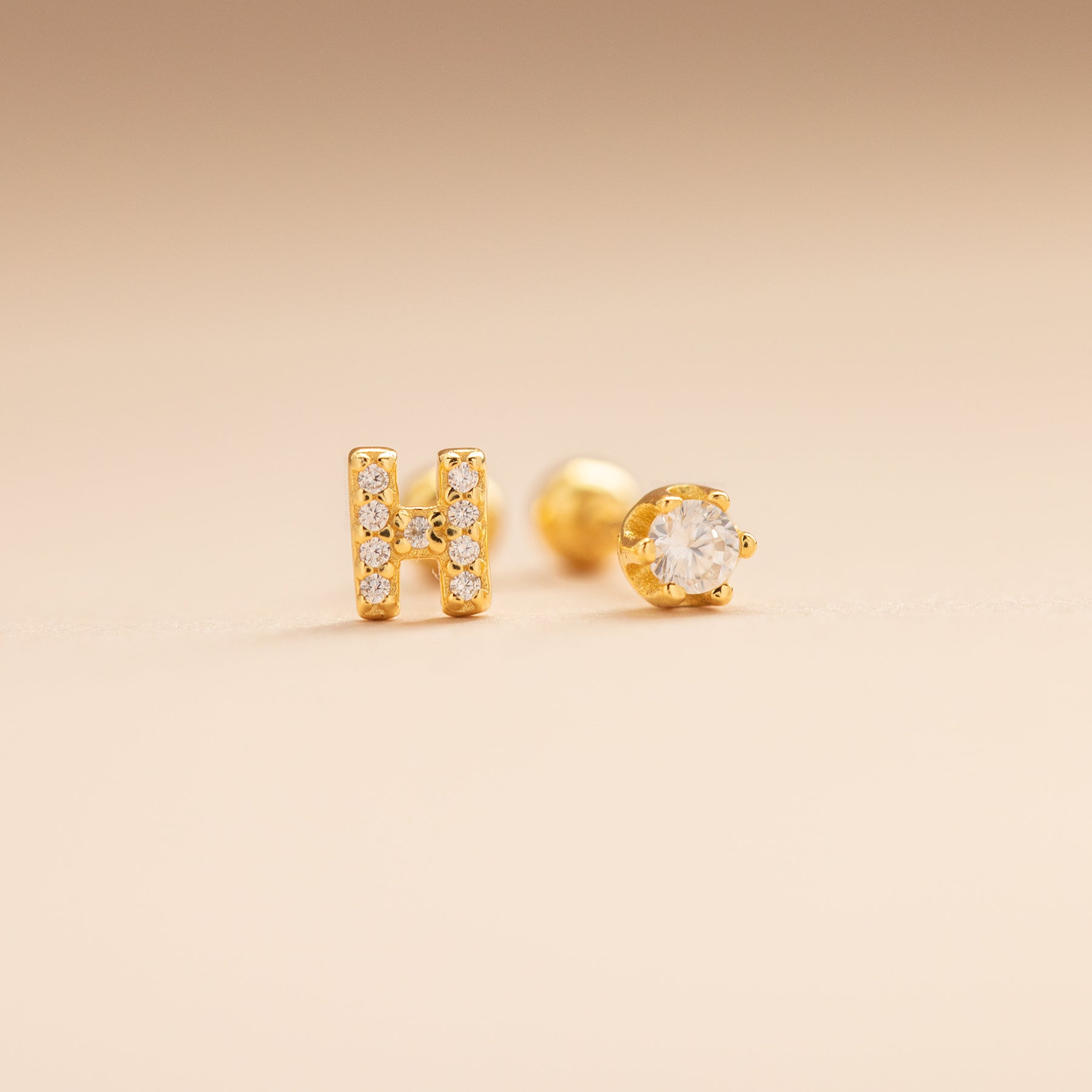 Singapore Initial Studs
