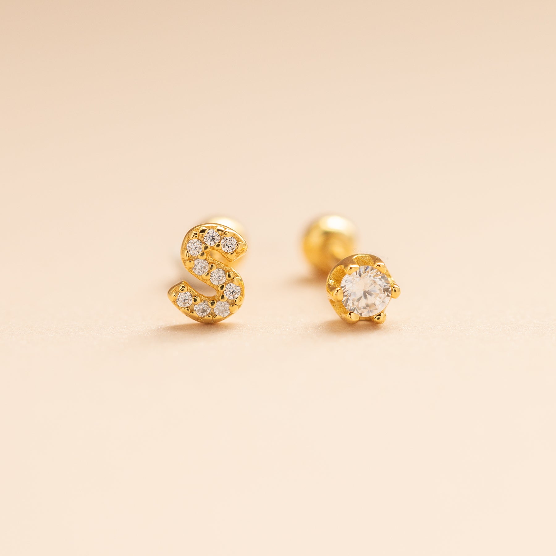 Singapore Initial Studs