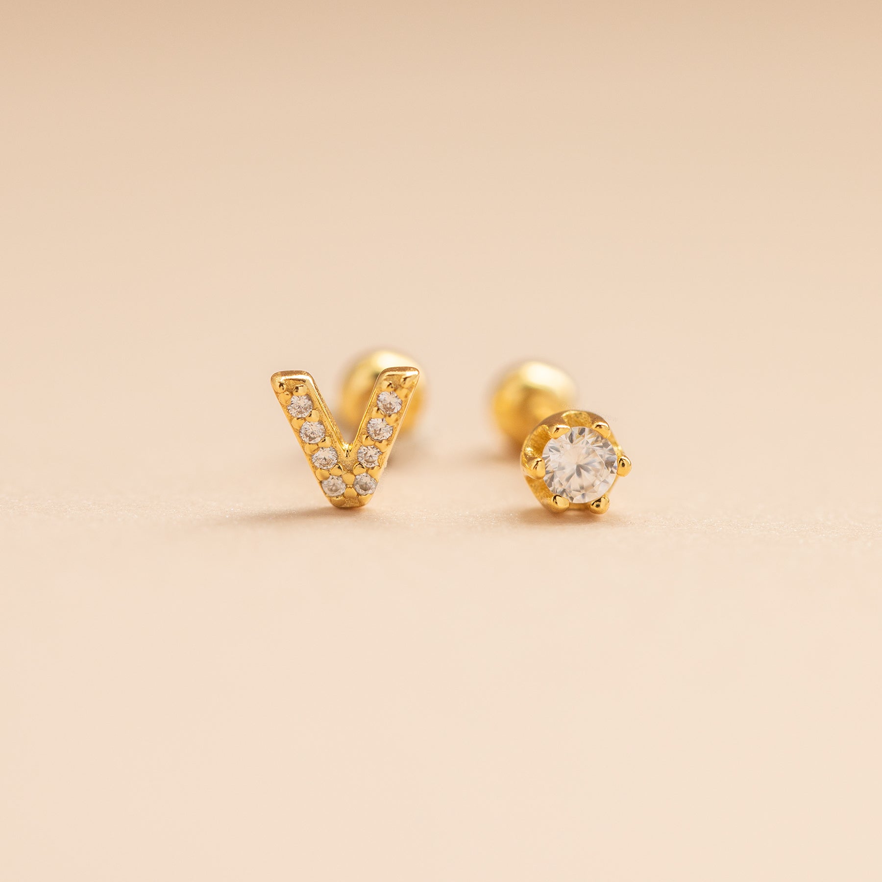 Singapore Initial Studs
