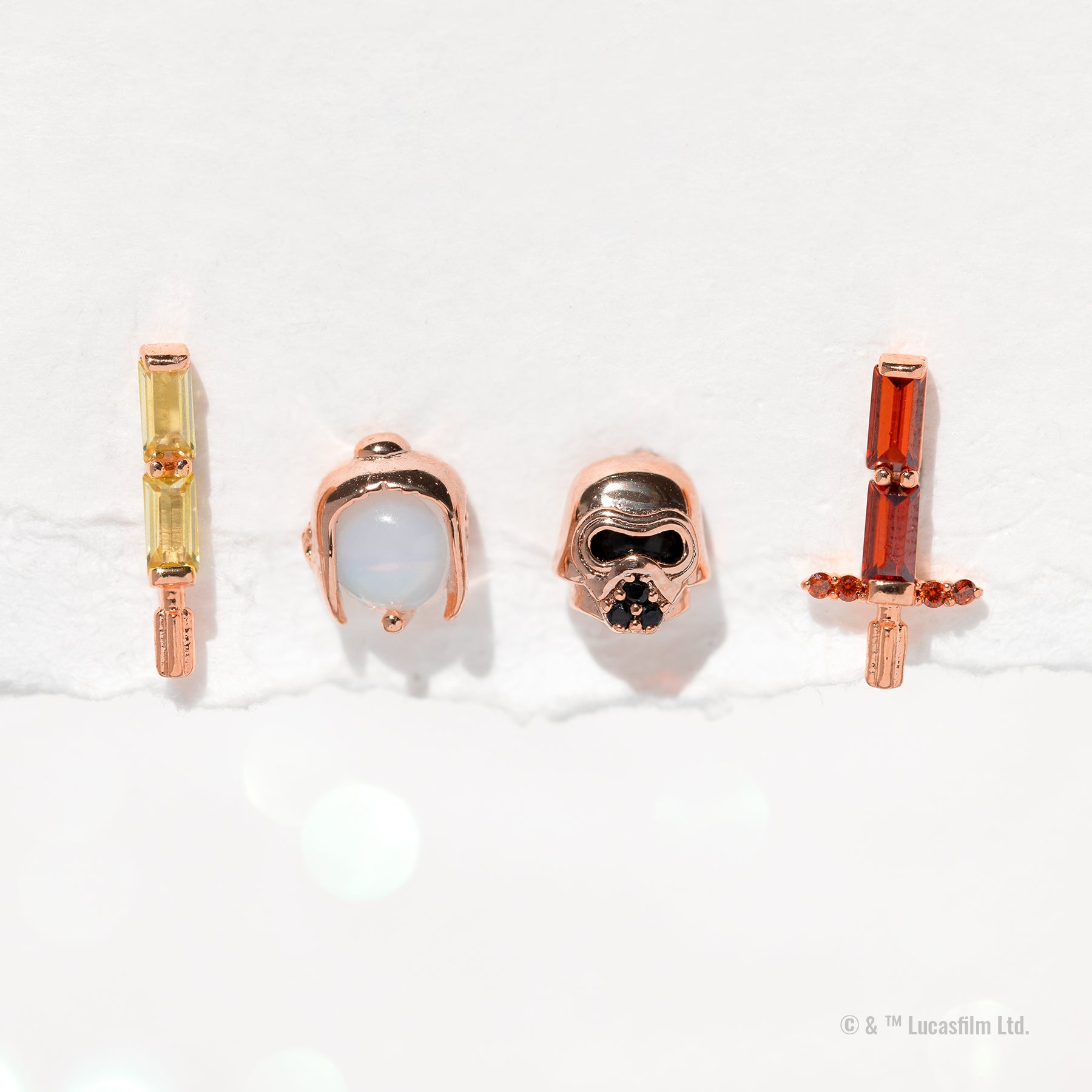Star Wars™ Rey™ and Kylo™ Dyad Stud Set