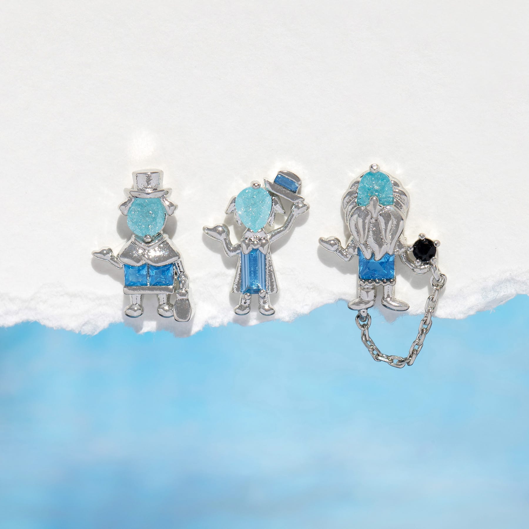 Disney Haunted Mansion Hitchhiking Ghosts Stud Set