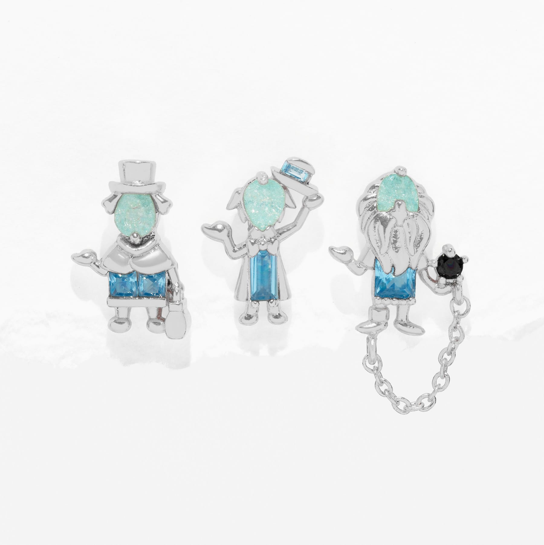 Disney Haunted Mansion Hitchhiking Ghosts Stud Set