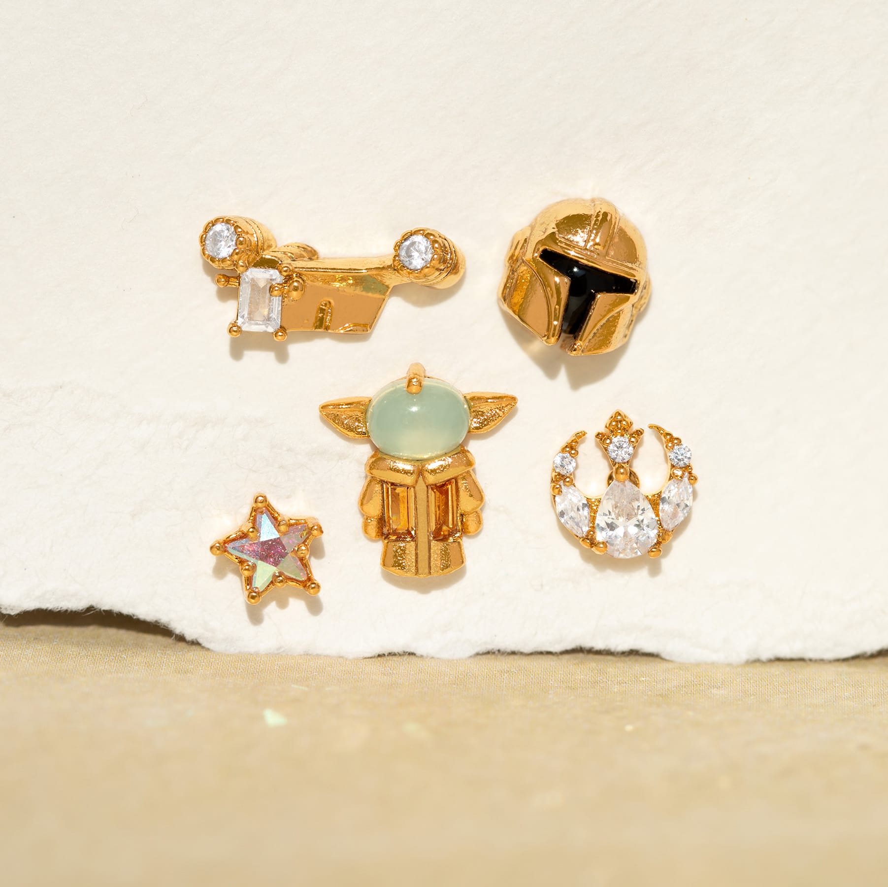 Star Wars™ The Mandalorian™ Icons Stud Set