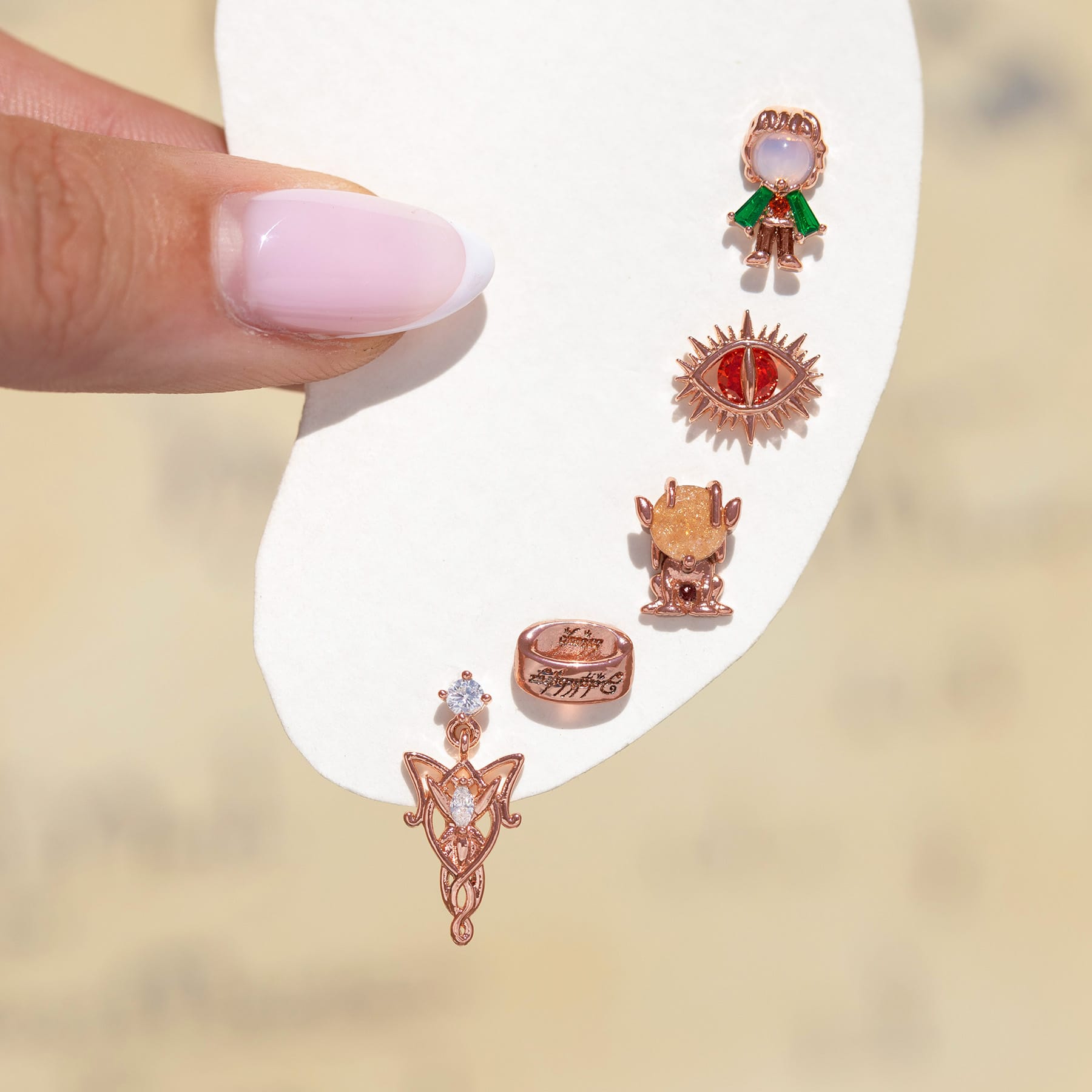 The Lord of the Rings Eye of Sauron Studs
