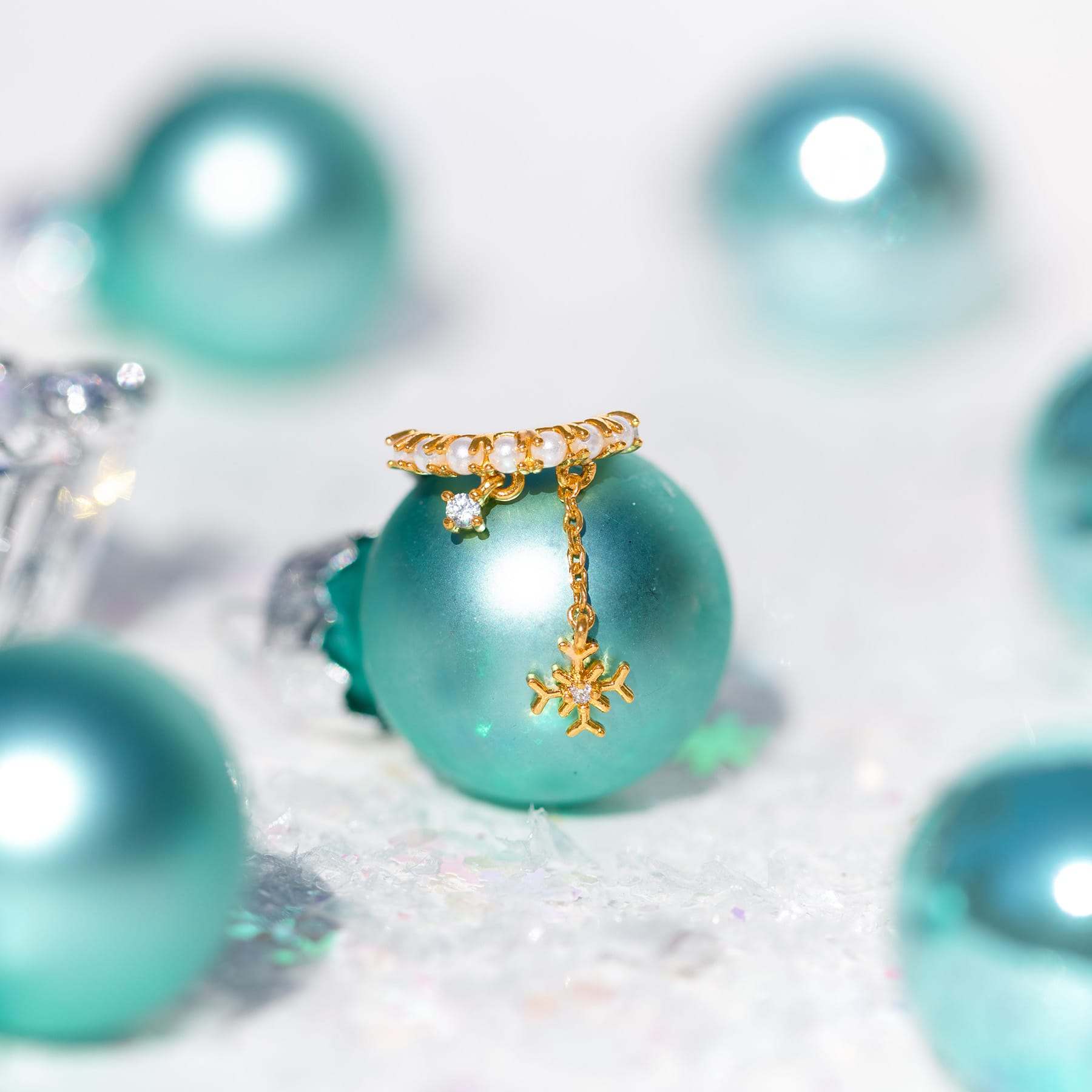 Snowdrop Ear Cuff