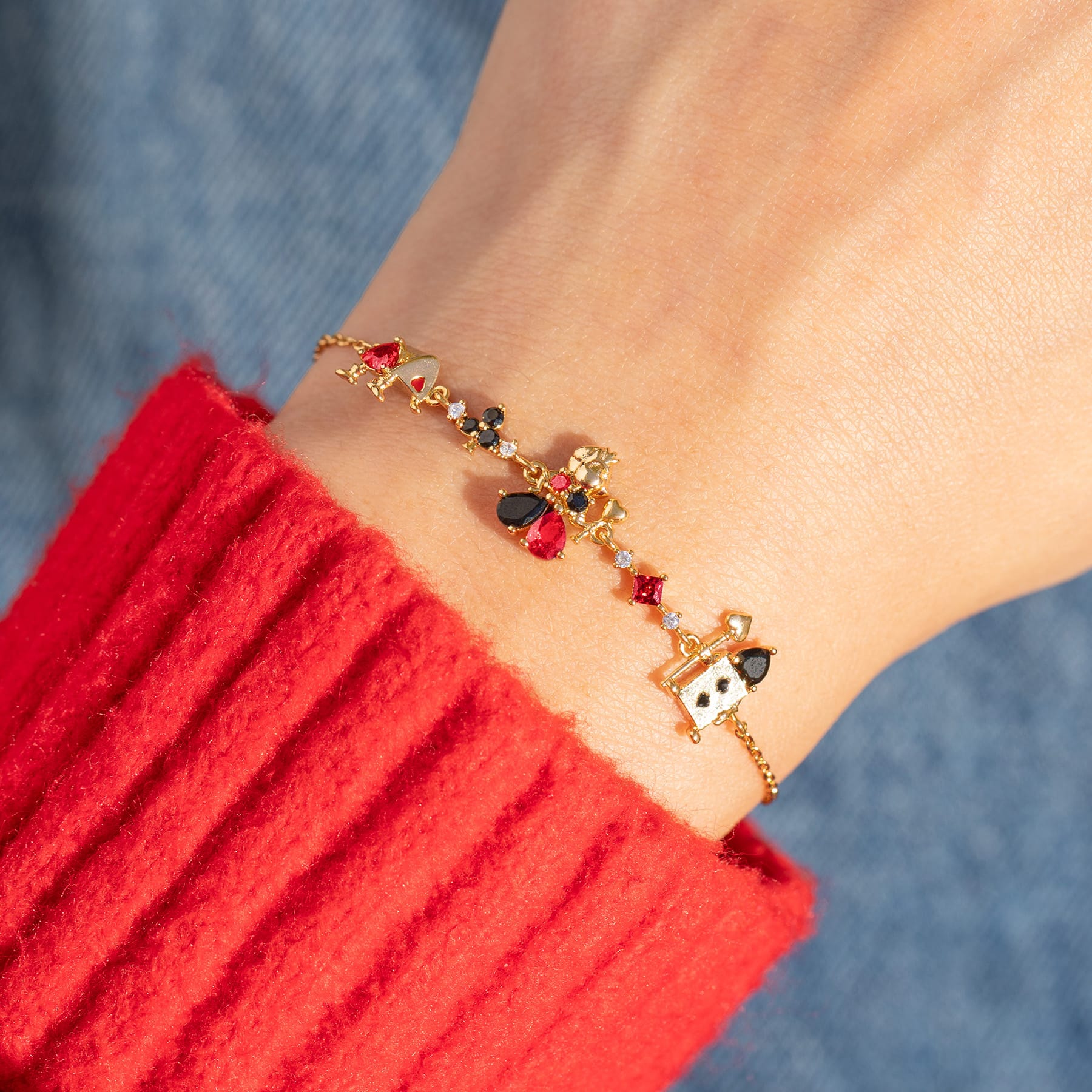 Disney Alice in Wonderland Queen of Hearts Bracelet