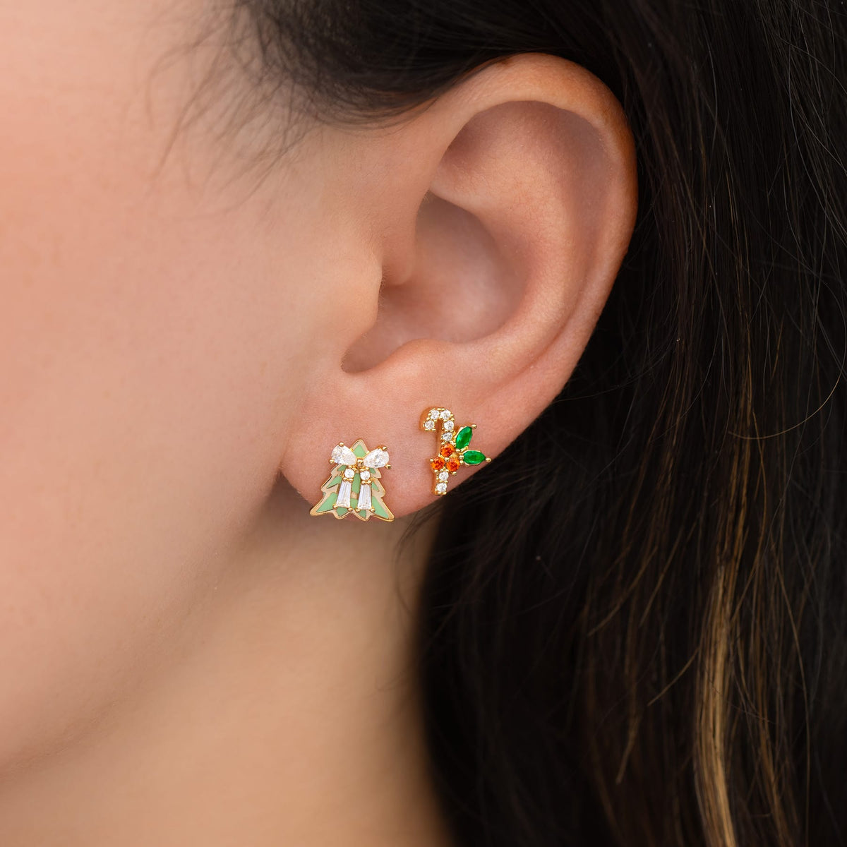 Underneath the Mistletoe Stud Set