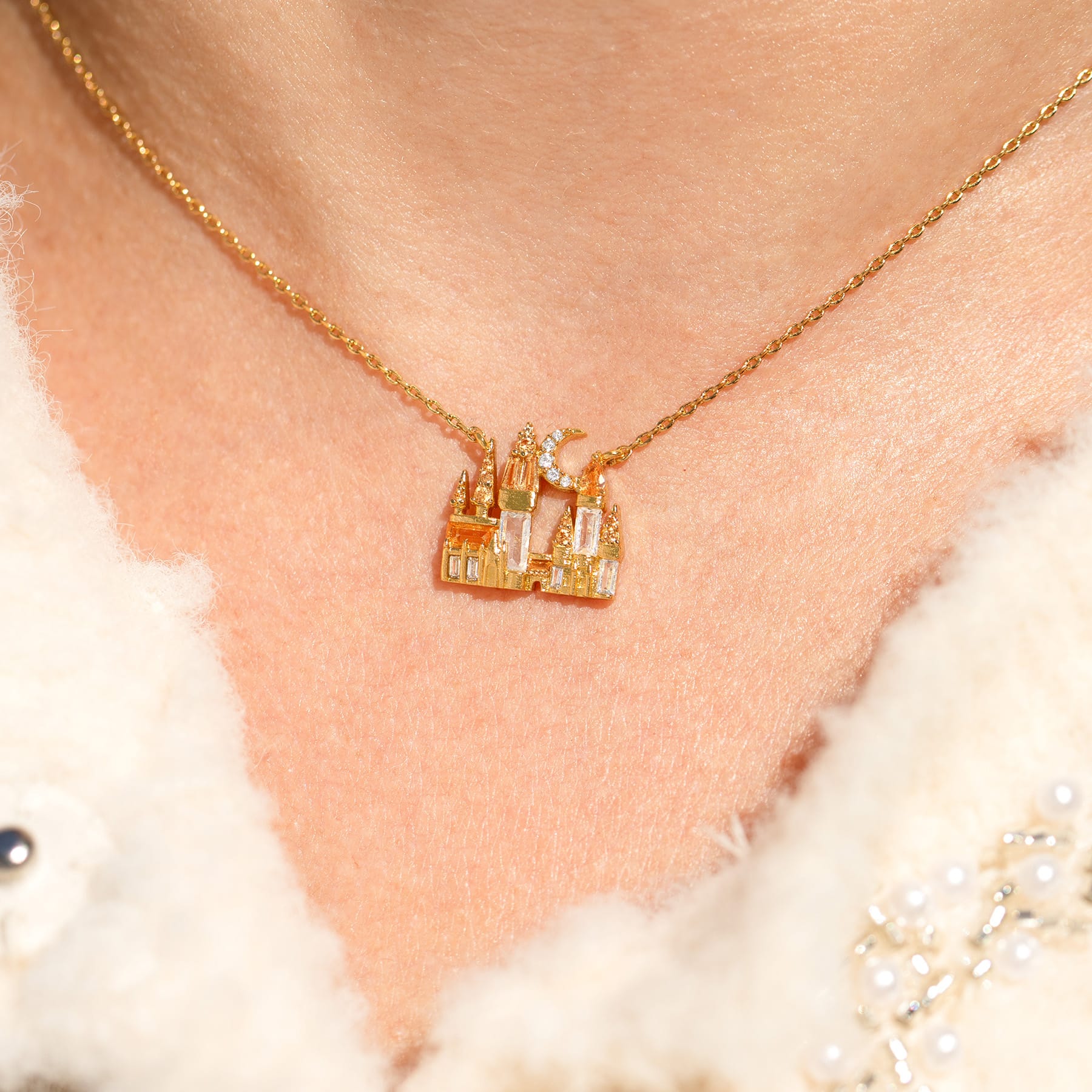 Harry Potter Hogwarts Castle Necklace