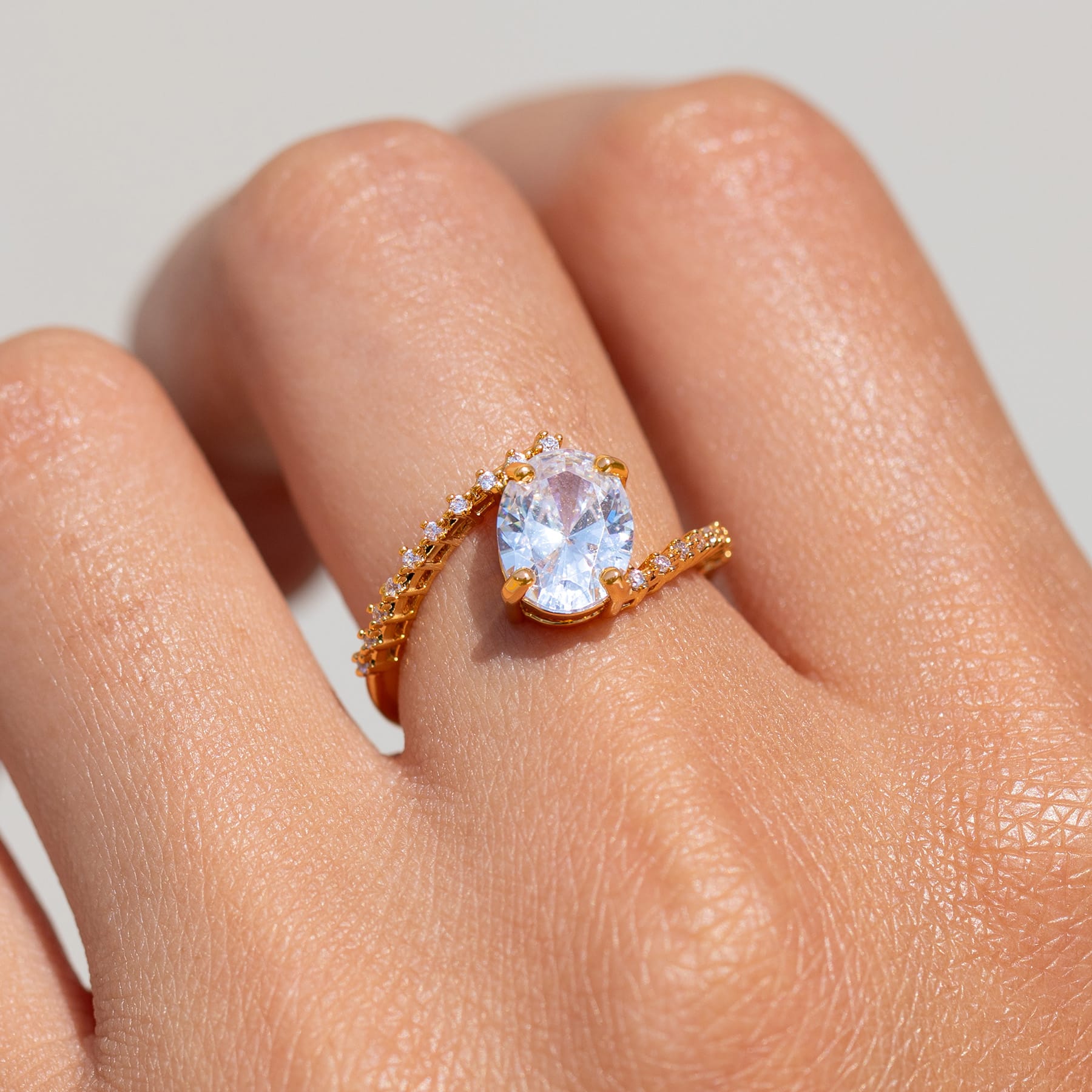 Solitaire Floating Ring